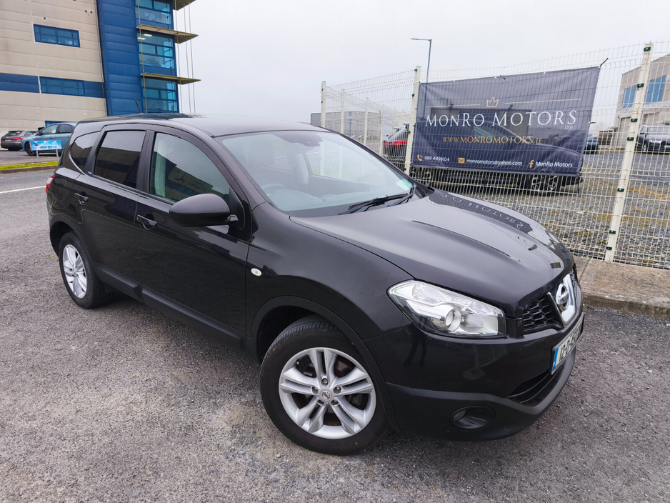 2012 Nissan Qashqai +2 - image 2