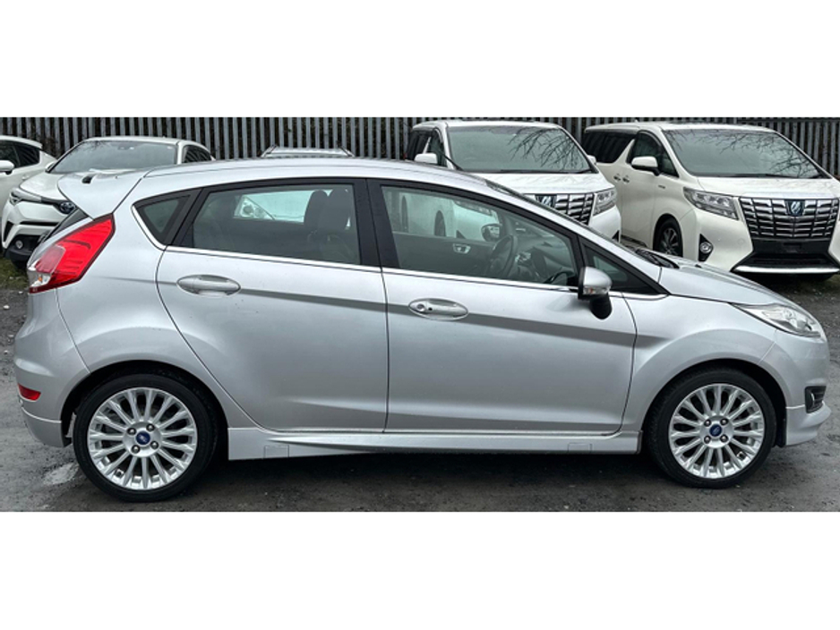 2016 Ford Fiesta 1.0L Petrol  Automatic Low Mileage (8720) €9,995