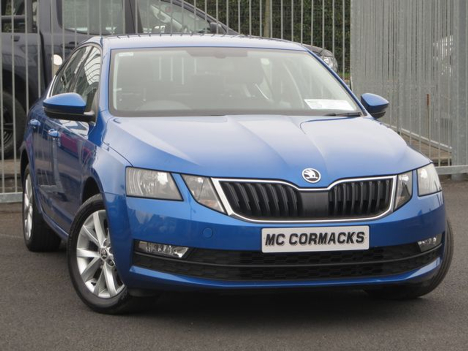 2020 Skoda Octavia - image 8
