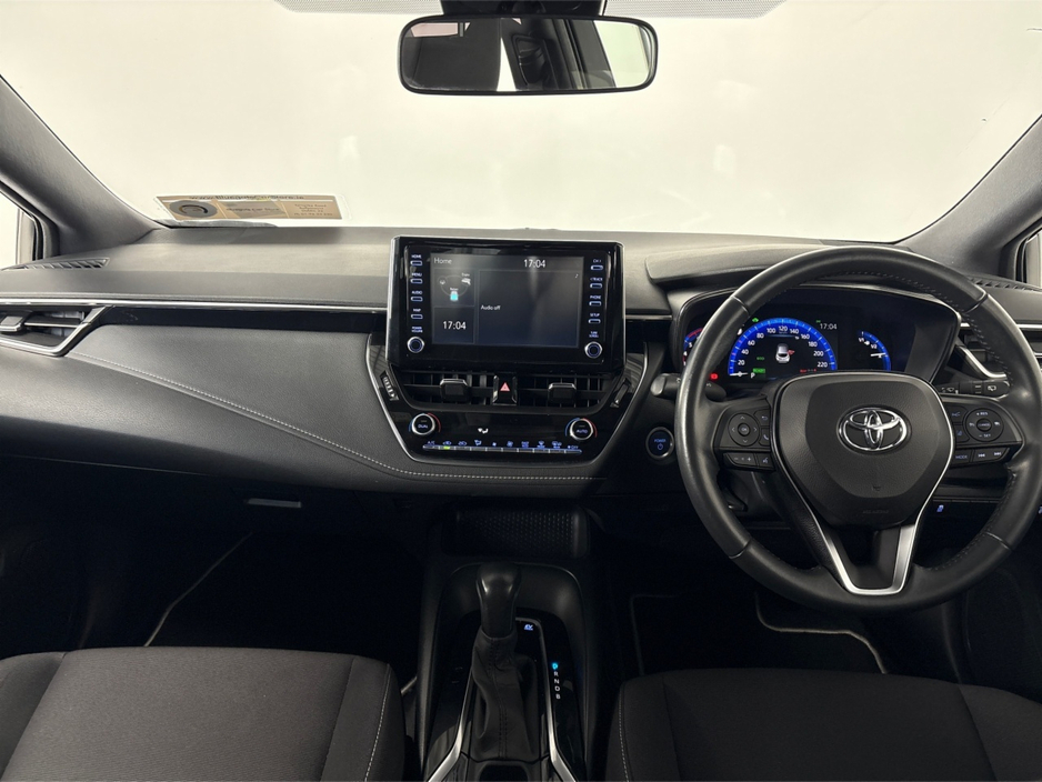 2021 Toyota Corolla HYBRID LUNA**TOUCHSCREEN BLUETOOTH MEDIA**REVERSE CAMERA**PARKING SENSORS**DUAL CLIMATE**CRUISE CONTROL**MULTIFUNCTIONAL STEERING WHEEL**AIR CONDITIONING**ISOFIX**FINACE AVAILABLE** €21,995