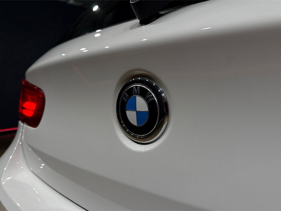 2018 BMW 1 Series 1.5 AUTOMATIC - ALLOY WHEELS - MULTI FUNCTION STEERING WHEEL - CRUISE CONTROL - ELECTRIC WINDOWS - ELECTRIC ADJUSTABLE SEATS - HEATING / AC CONTROLS - €19,950