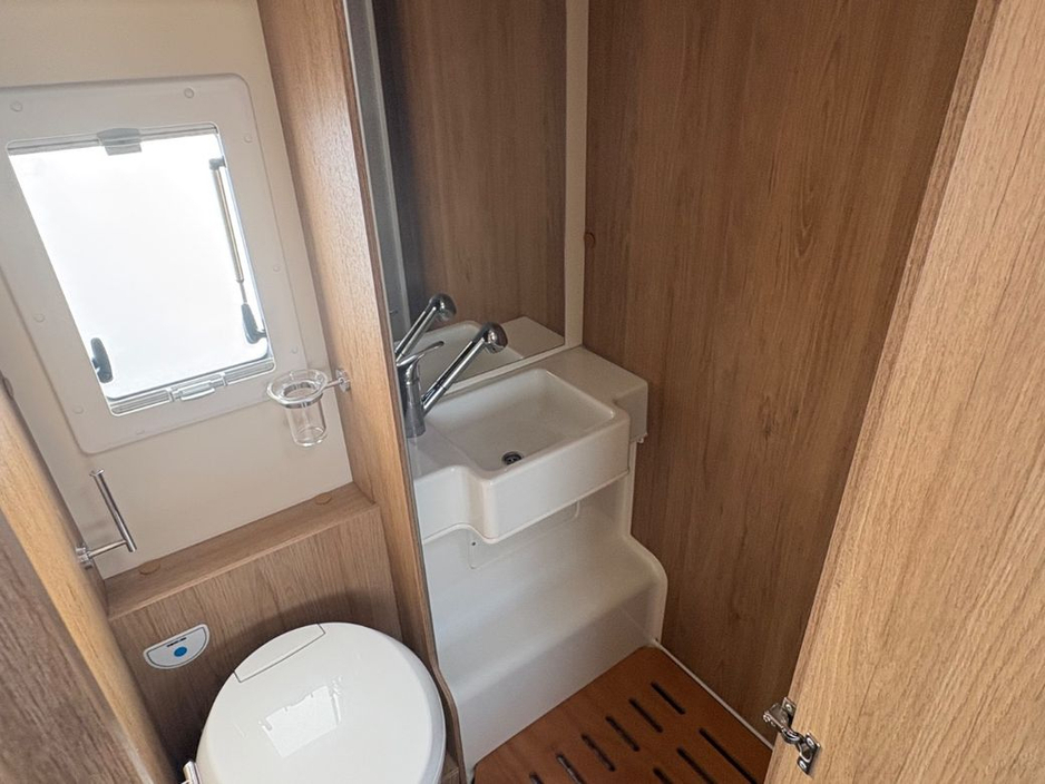 2024 Ford Transit - image 22