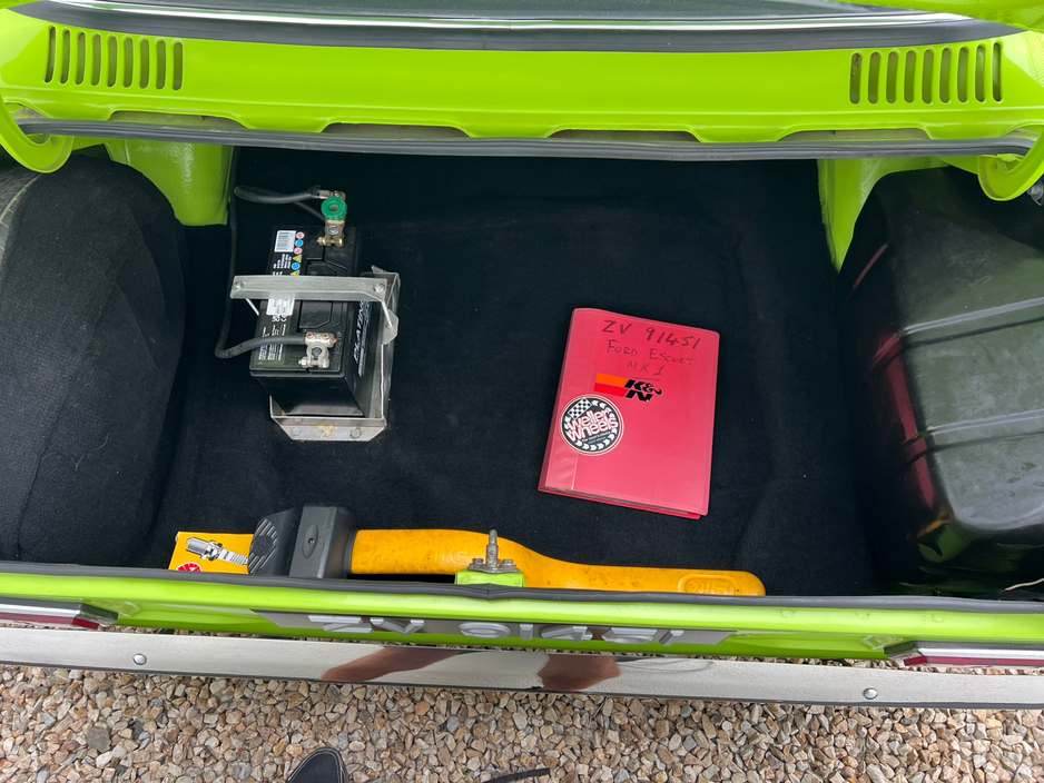 1974 Ford Escort - image 12