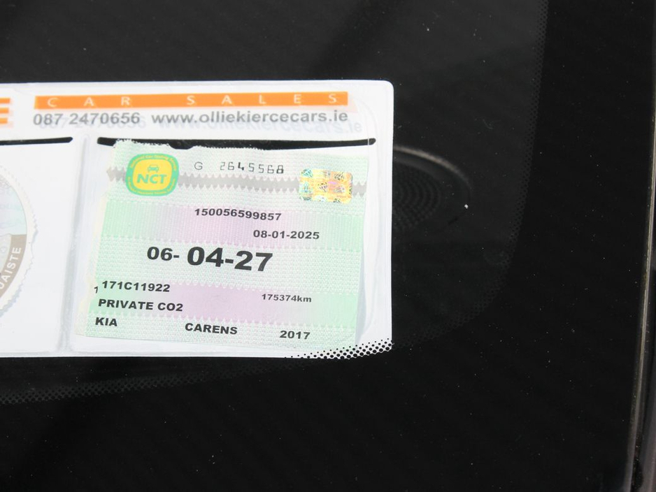 2017 Kia Carens 7 Seater EX 5DR €13,999