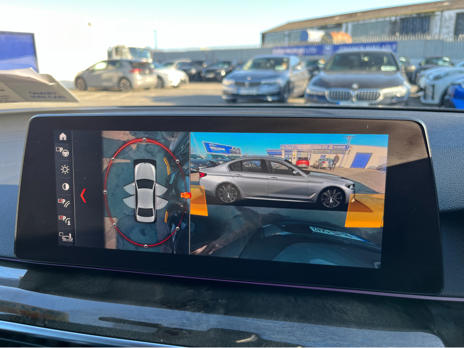 2018 BMW 5 Series - image 21