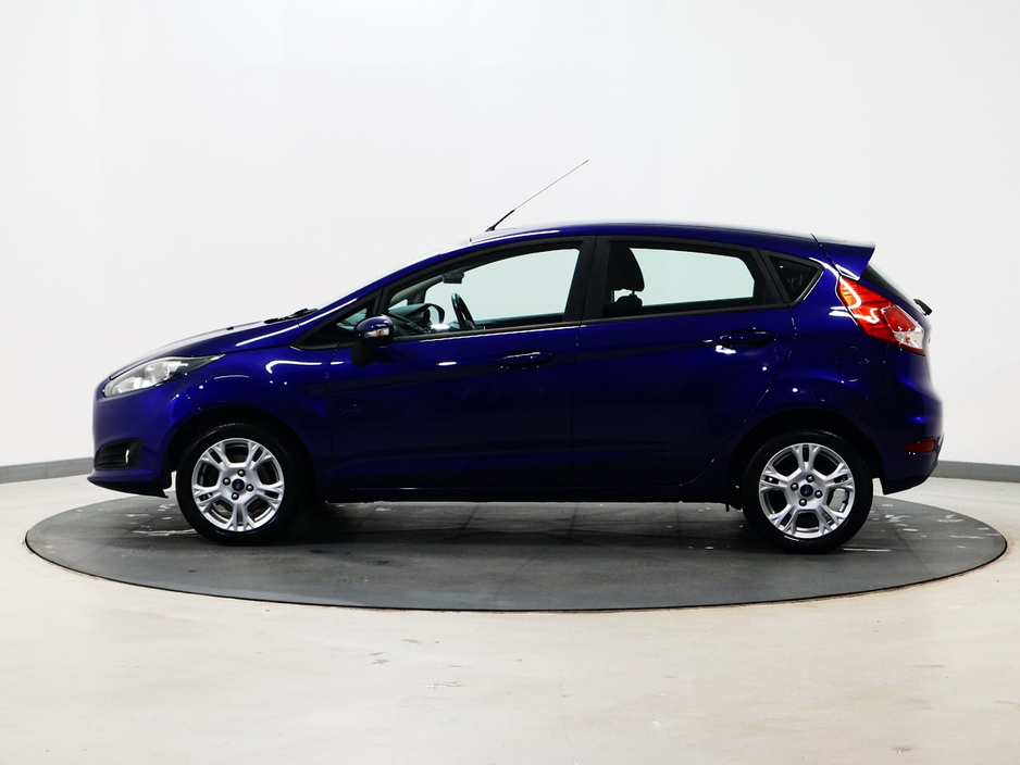 2017 Ford Fiesta *38* ZETEC 1.25 60PS M5 5DR MCA 4DR €9,900
