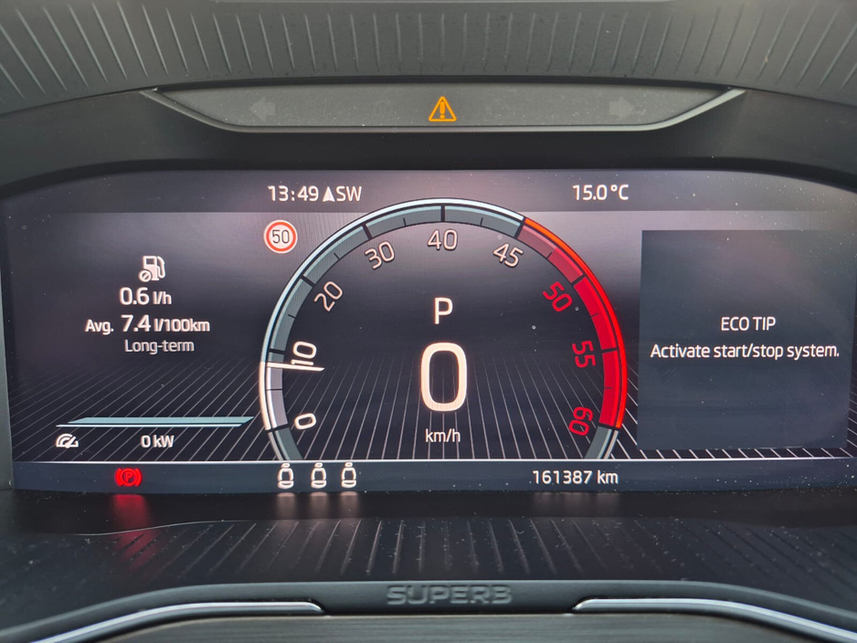 2022 Skoda Superb - image 22