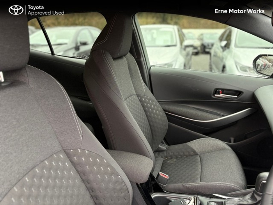 2025 Toyota Corolla COROLLA HB LUNA €29,950