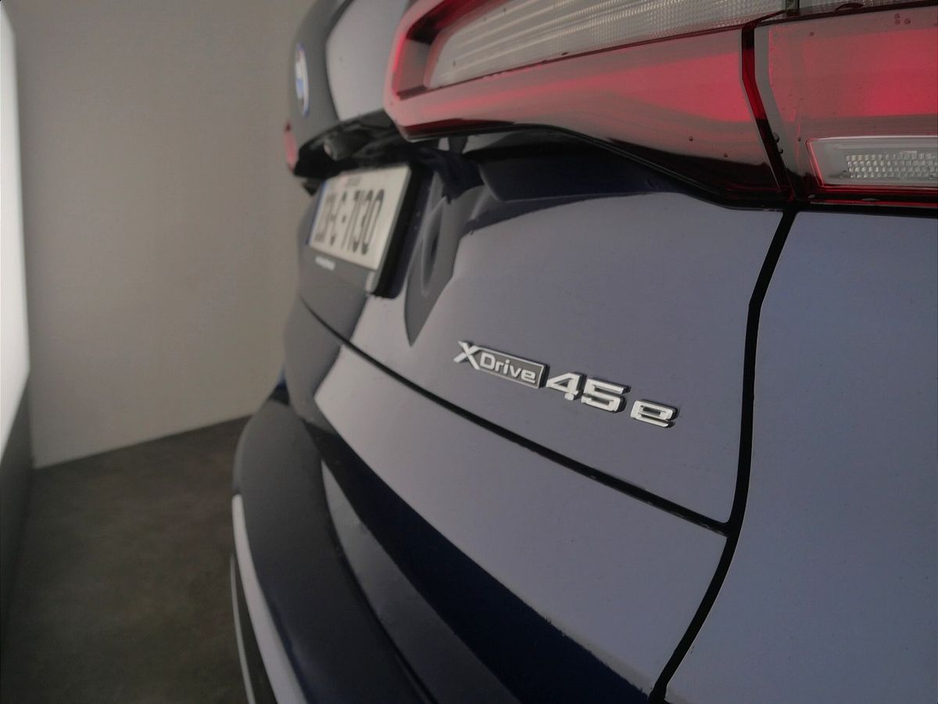 2023 BMW X5 xDrive45e M Sport €76,900