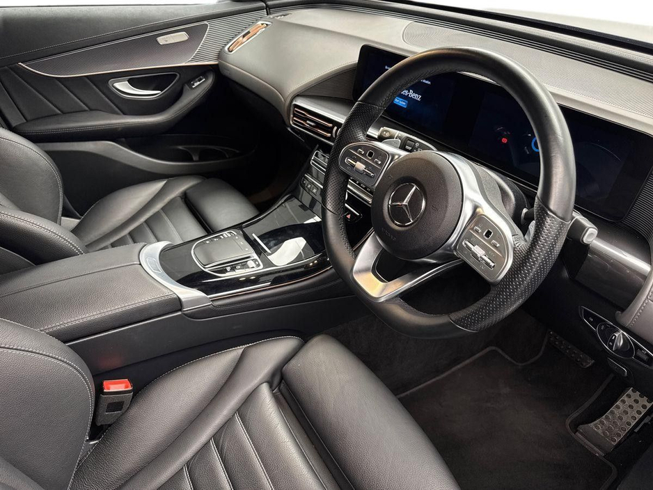 2022 Mercedes-Benz EQC - image 6