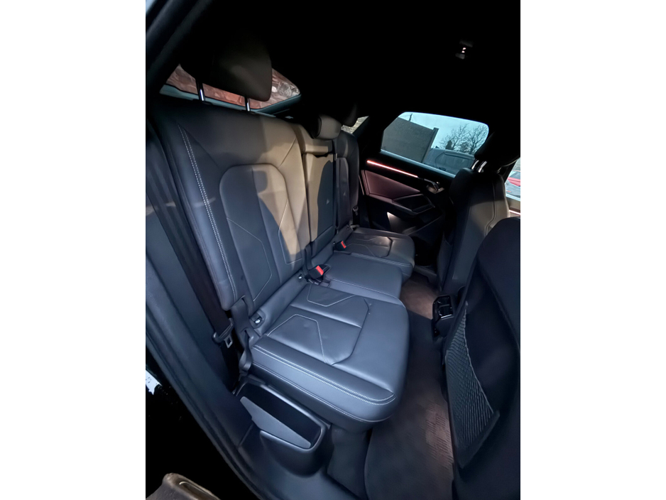 2020 Audi Q3 35 TDI 150HP quattro S line €38,995