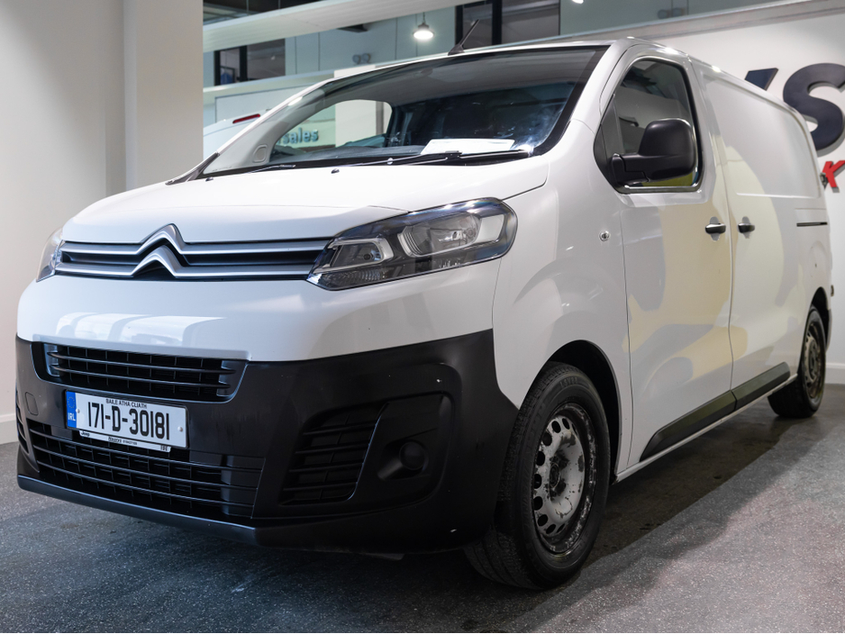 2017 Citroen Dispatch - image 3