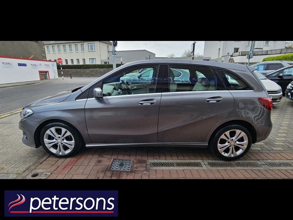 2015 Mercedes-Benz B Class - image 5