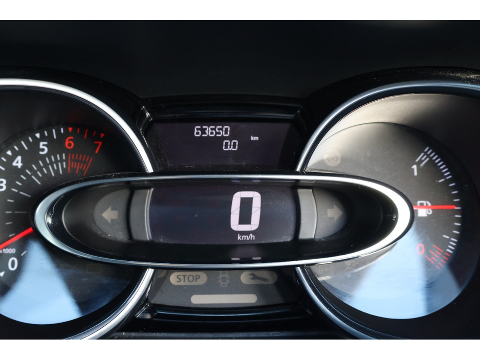 2017 Renault Clio - image 14