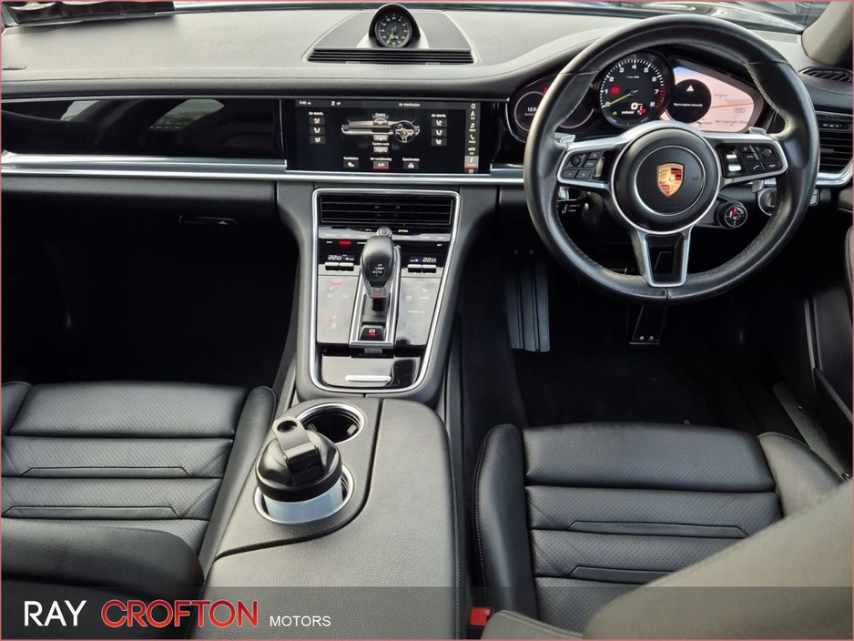 2018 Porsche Panamera Panamera 4 E Hybrid €59,950