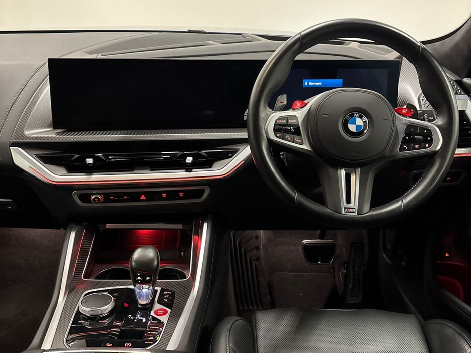 2025 BMW XM - image 5