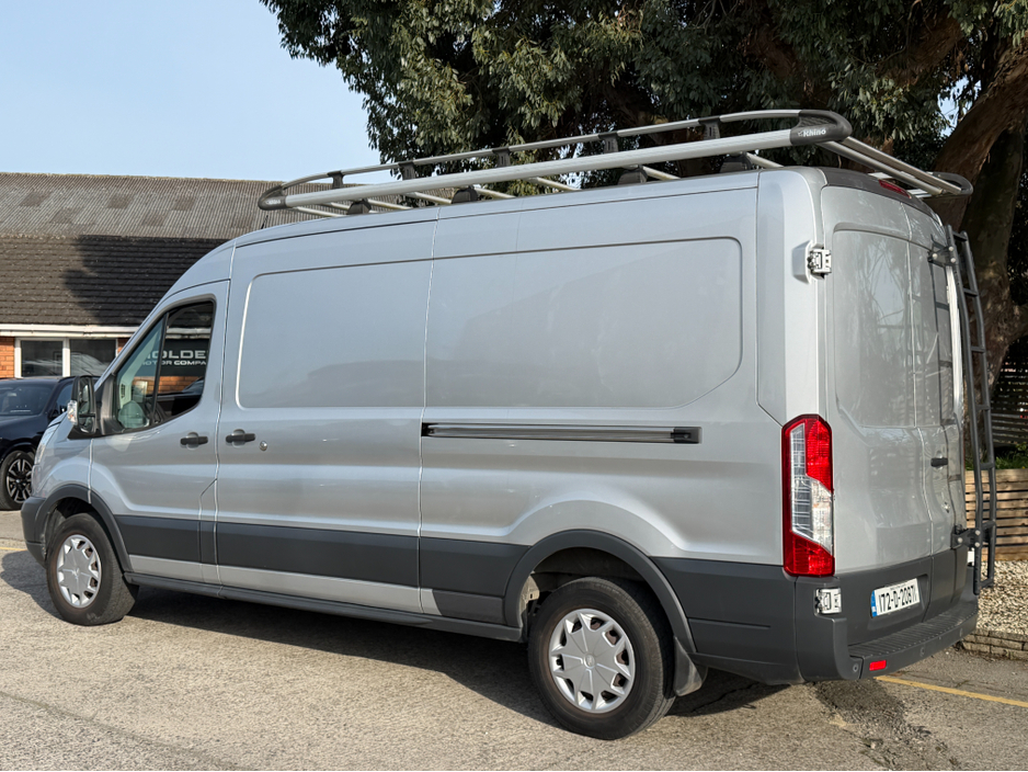 2017 Ford Transit - image 12