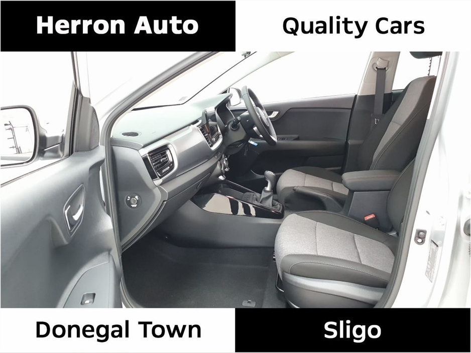 2023 Kia Stonic - image 5