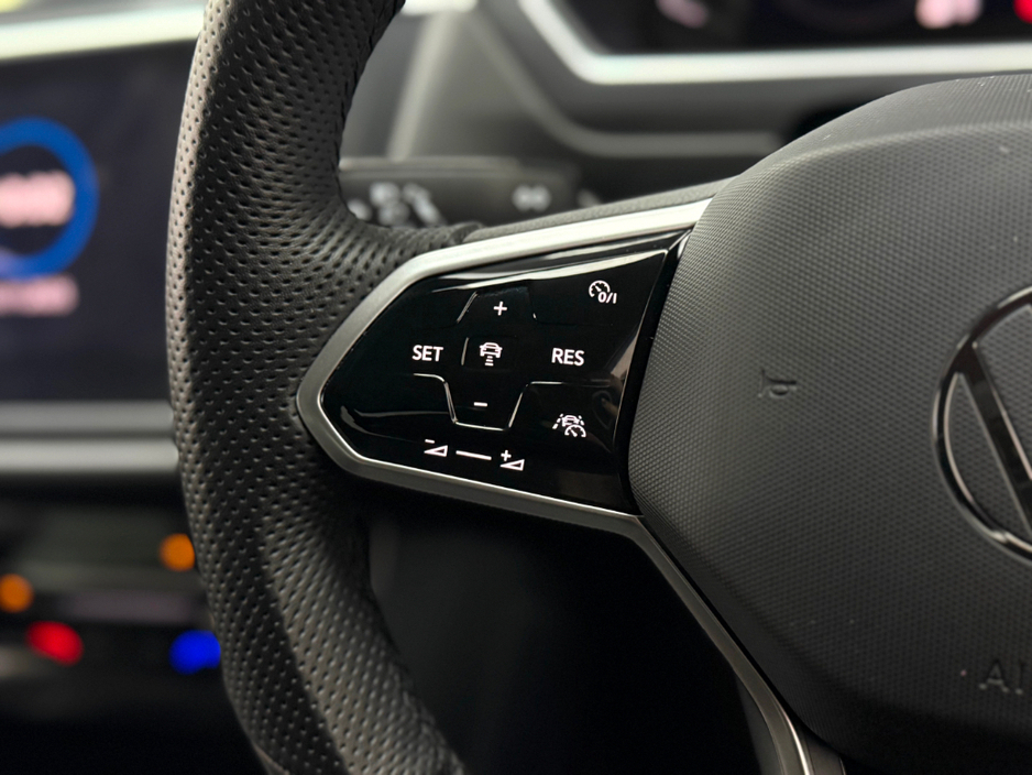 2022 Volkswagen Tiguan R-LINE 2.0 TDI 150HP €39,990