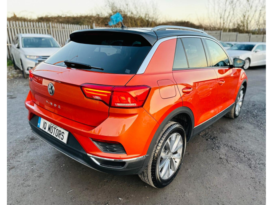 2020 Volkswagen T-Roc - image 10