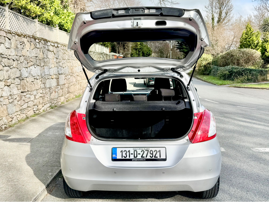 2013 Suzuki Swift - image 9