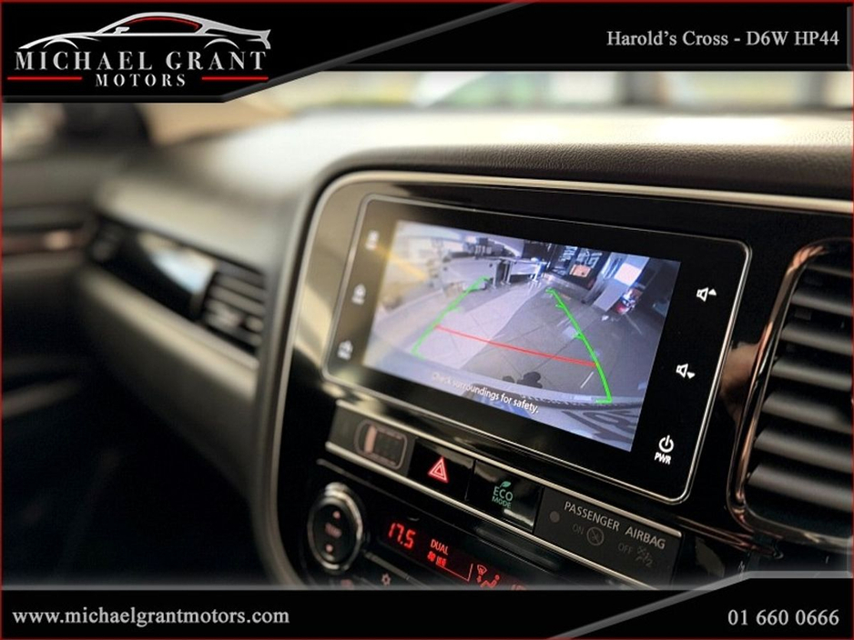 2018 Mitsubishi Outlander - image 29