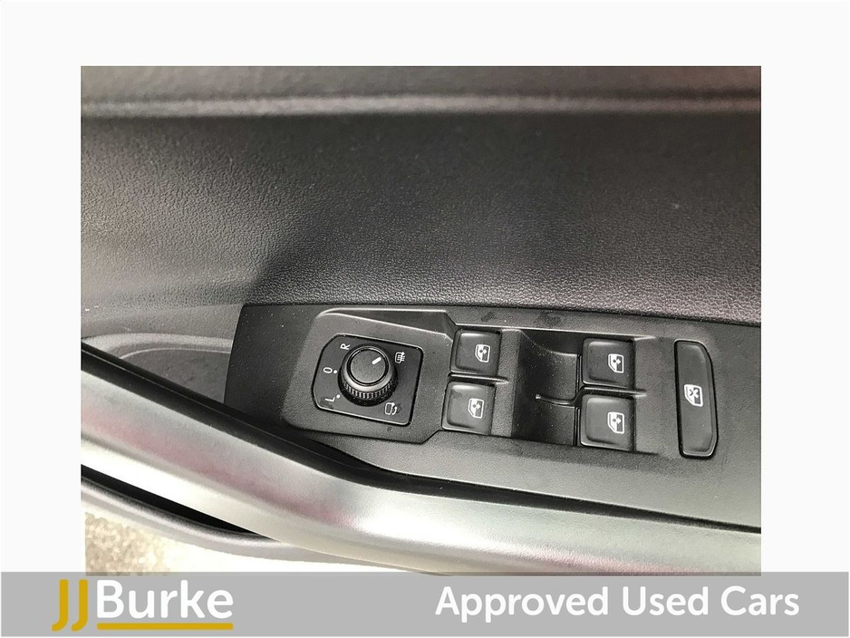 2020 Volkswagen Polo - image 20