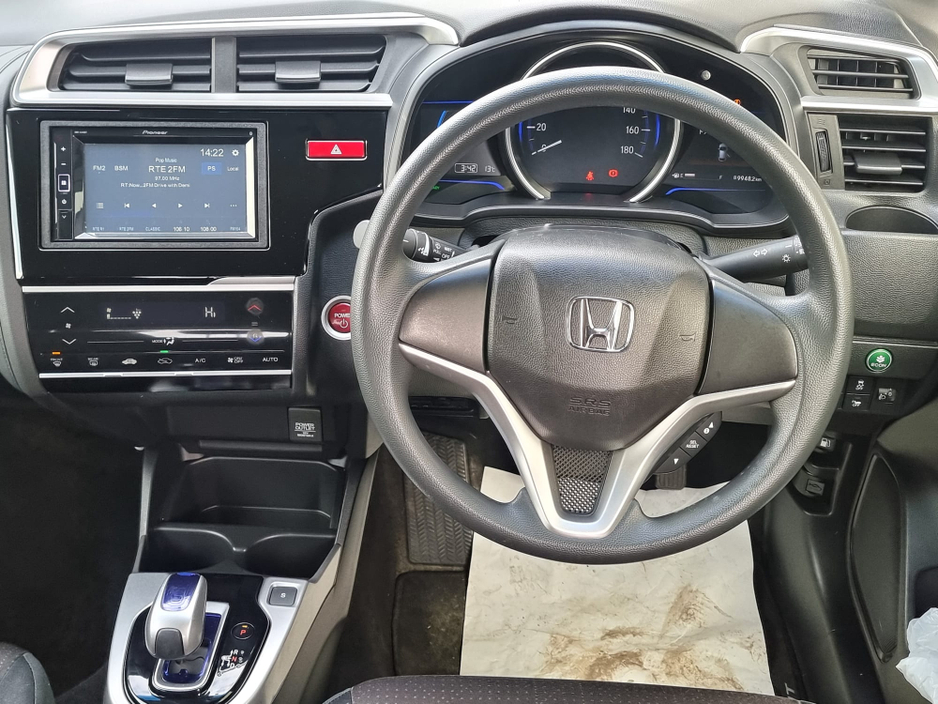 2016 Honda Fit - image 18