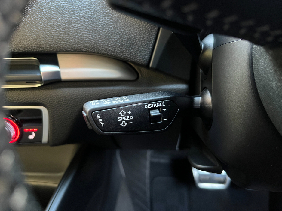 2019 Audi A3 S-LINE BLACK EDITION SALOON AUTOMATIC 1.4 PETROL //HIGH SPEC//LOW MILES//HALF LEATHER HEATED SEATS//KEYLESS ENTRY//ADAPTIVE CRUISE CONTROL//