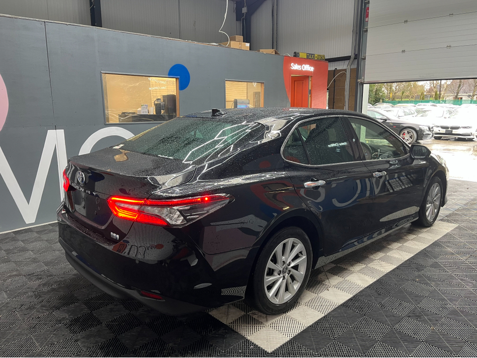 2021 Toyota Camry - image 2