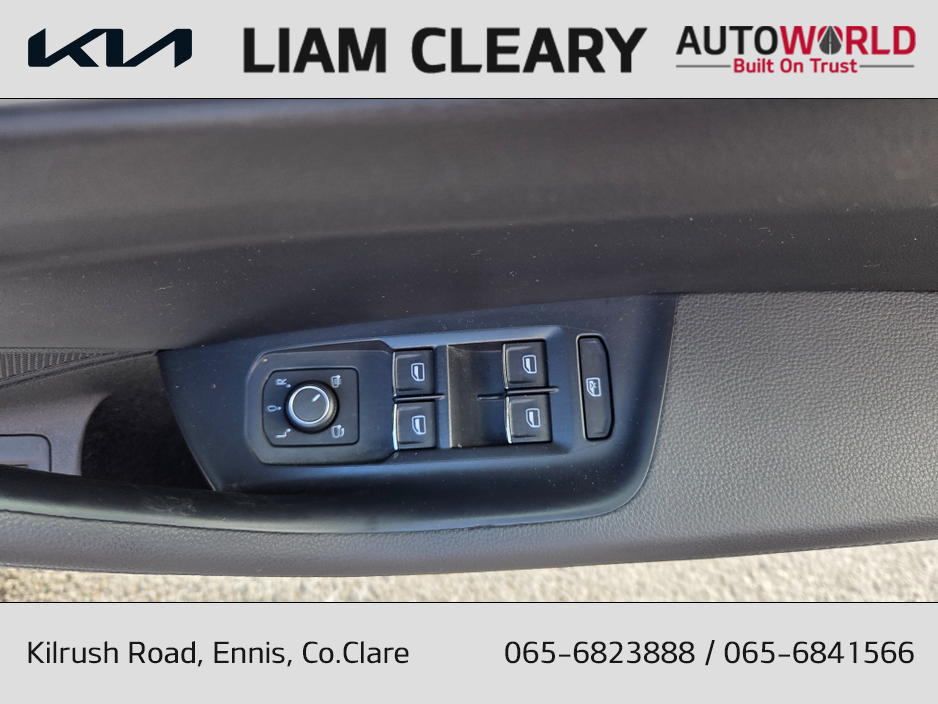 2015 Volkswagen Passat - image 16