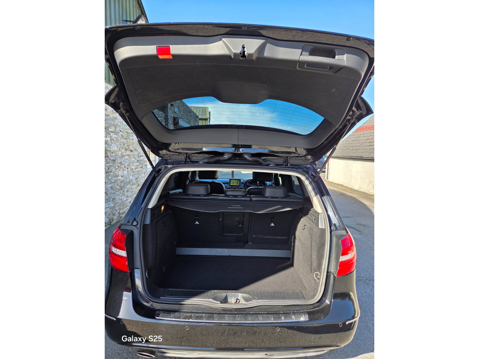 2012 Mercedes-Benz B Class - image 11