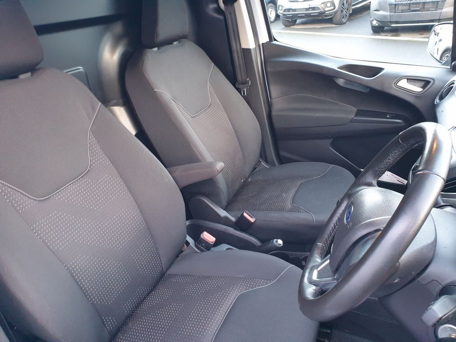 2022 Ford Transit Courier Trend 1.5TD 100PS M6 3DR €12,000