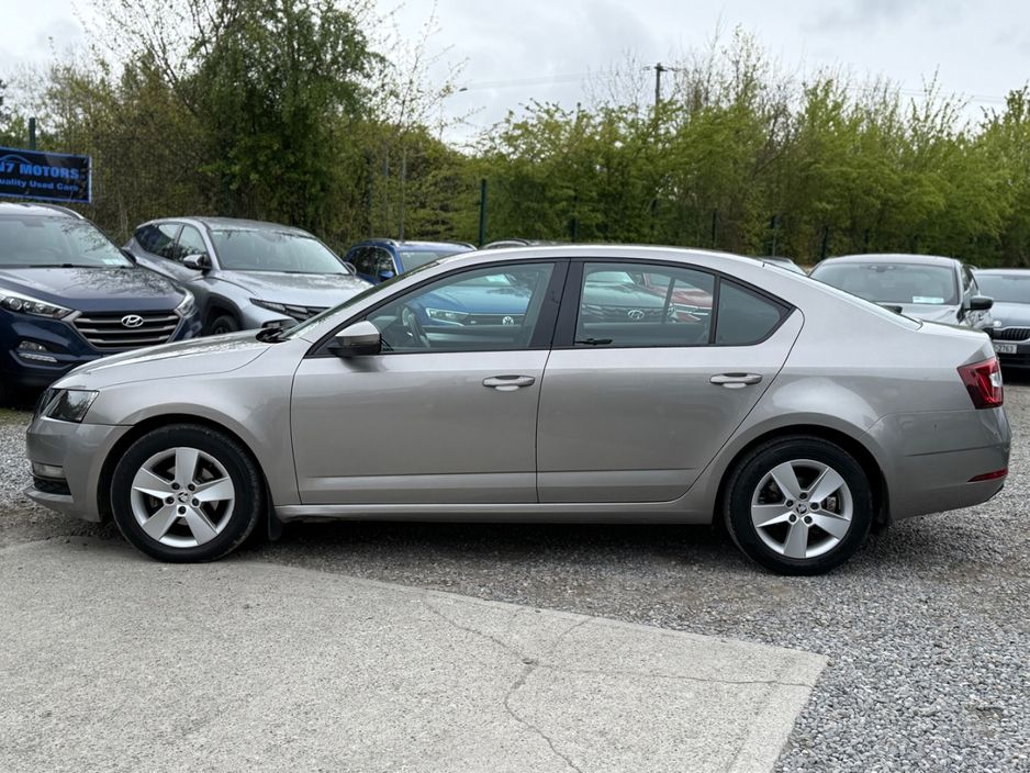 2017 Skoda Octavia - image 6