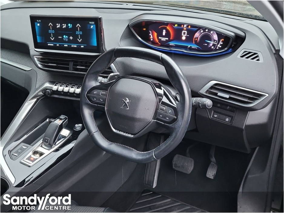 2022 Peugeot 3008 1.2 PureTech 130bhp Auto Allure €27,950