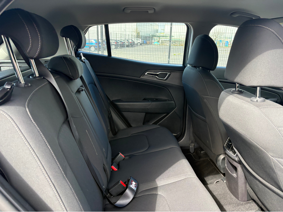 2024 Kia Sportage - image 11