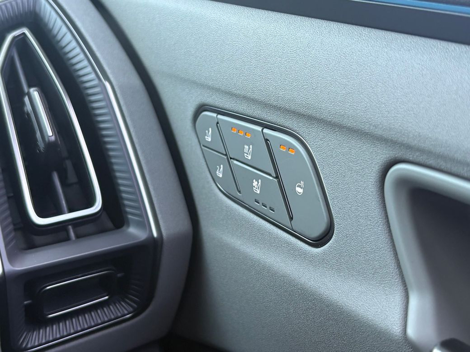 2026 Kia EV5 EV5 EARTH 3, 81KW BATTERY, 7 YEAR WARRANTY, 3 YEAR AA, 0% FINANCE, *3 FREE SEVICES FOR KIA CUSTOMERS*