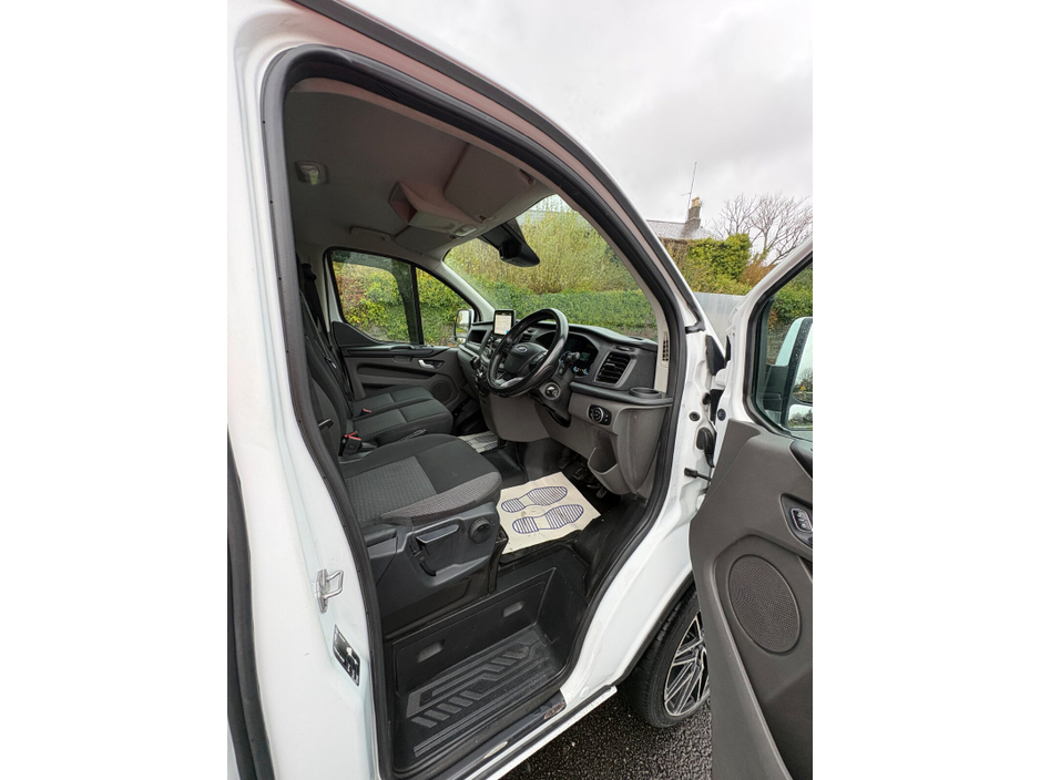 2021 Ford Transit - image 16
