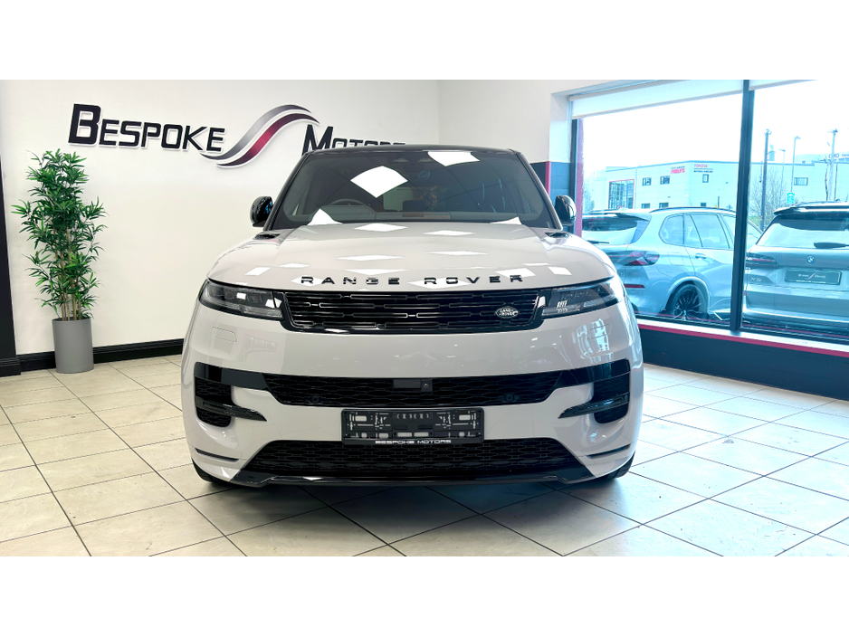 2025 Land Rover Range Rover - image 19