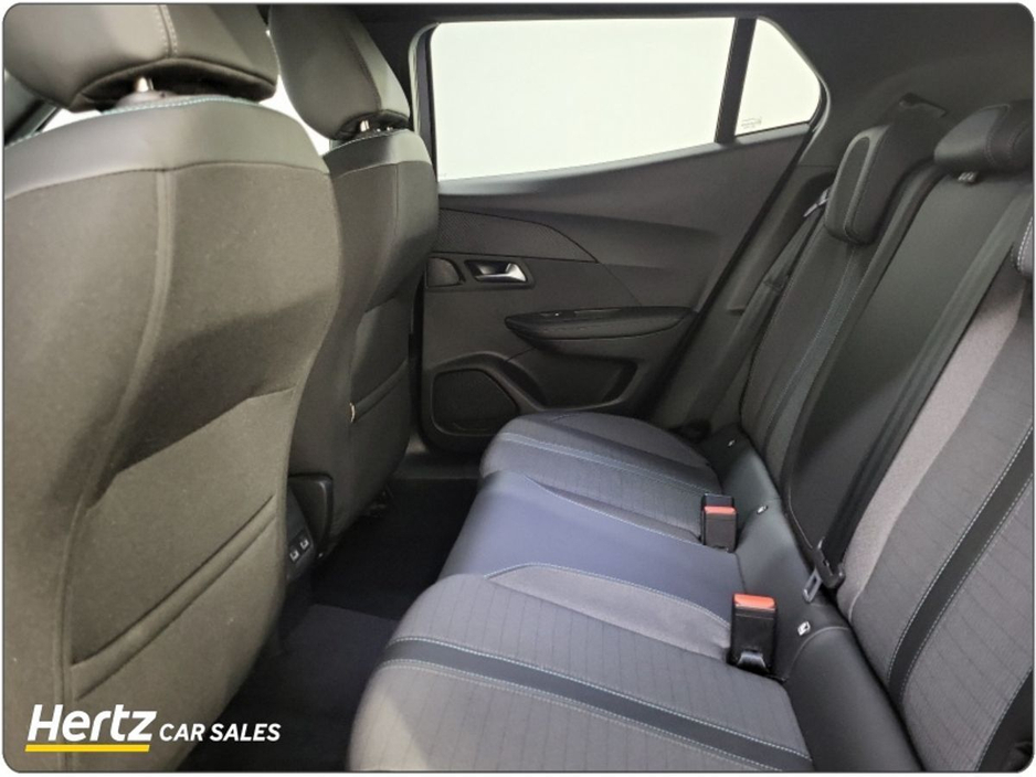 2023 Peugeot 2008 Allure1.2 Petrol Manual €22,495