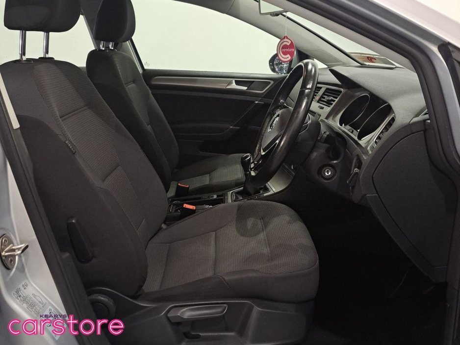 2016 Volkswagen Golf 1.6 TDI 5DR 110HP BlueMotion €15,480