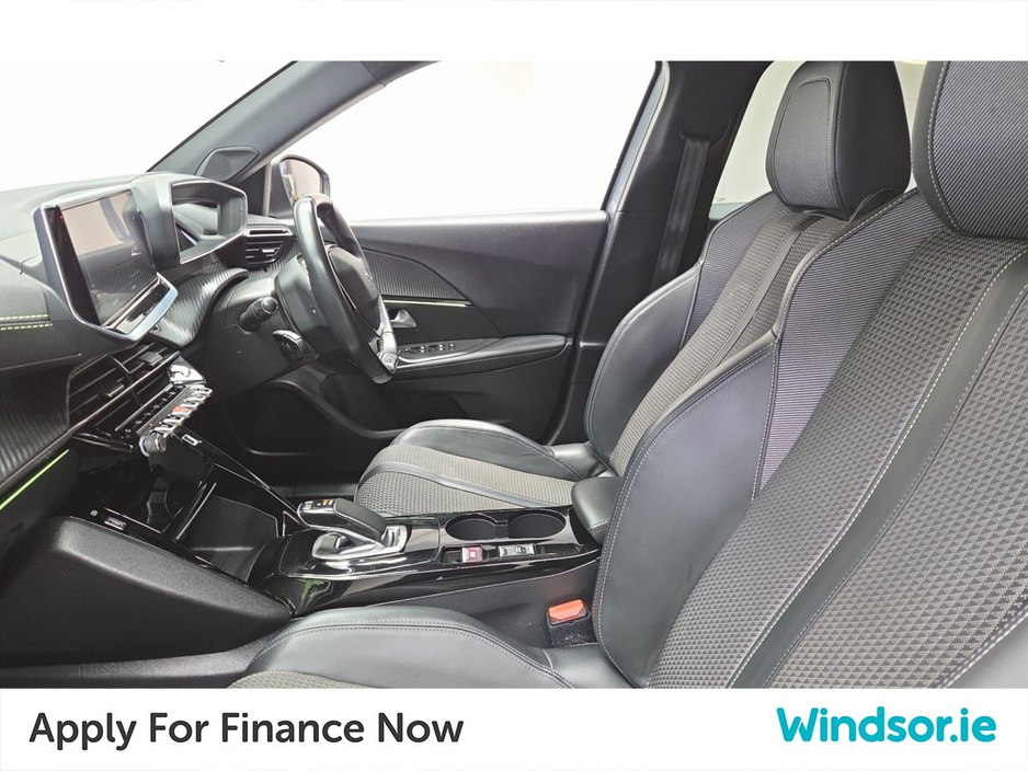 2021 Peugeot 2008 GT 50kwh EV €20,995