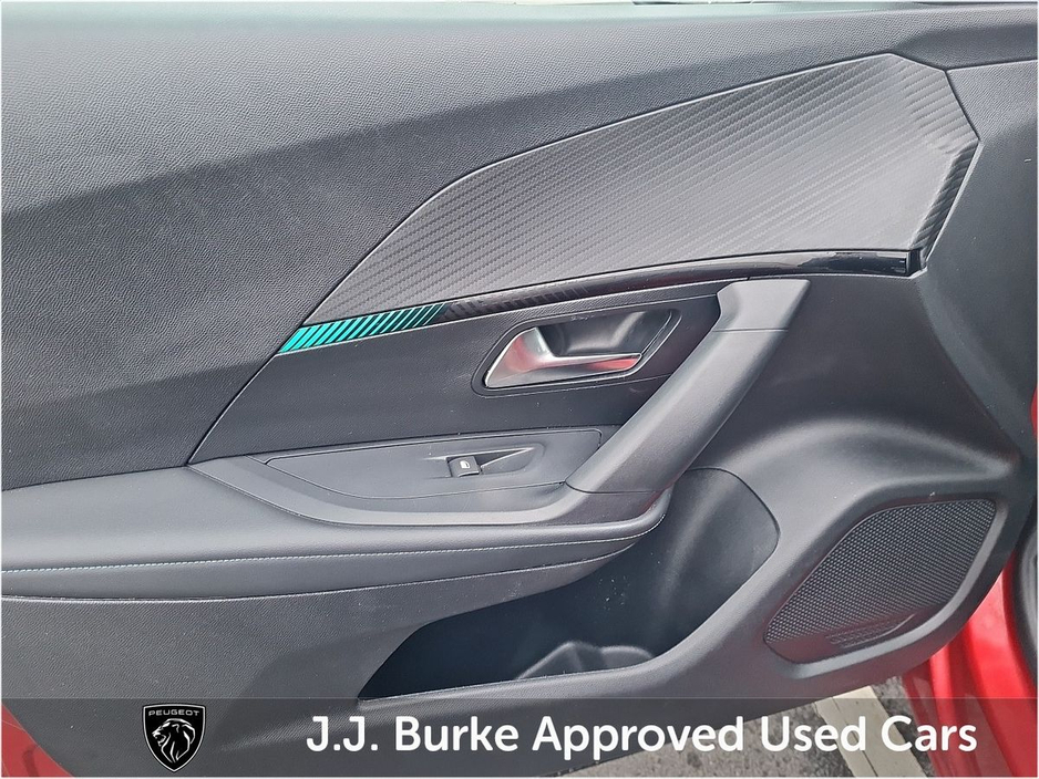 2022 Peugeot 2008 - image 15