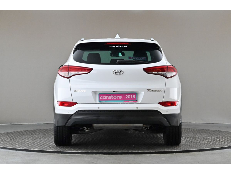 2018 Hyundai Tucson - image 8