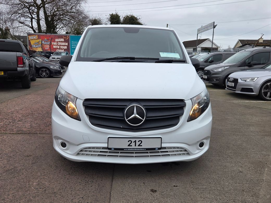2021 Mercedes-Benz Vito - image 2