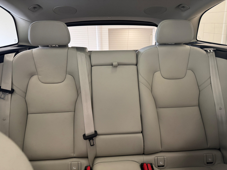 2024 Volvo XC60 T6 Recharge PHEV 350hp AT8 Plus Dark €58,500