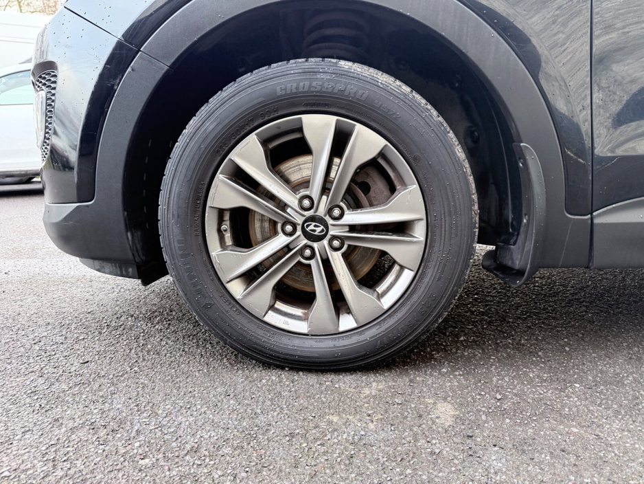 2015 Hyundai Santa Fe - image 18