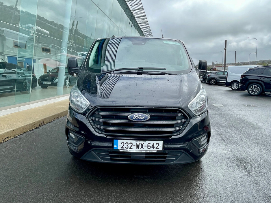 2023 Ford Transit Custom - image 3