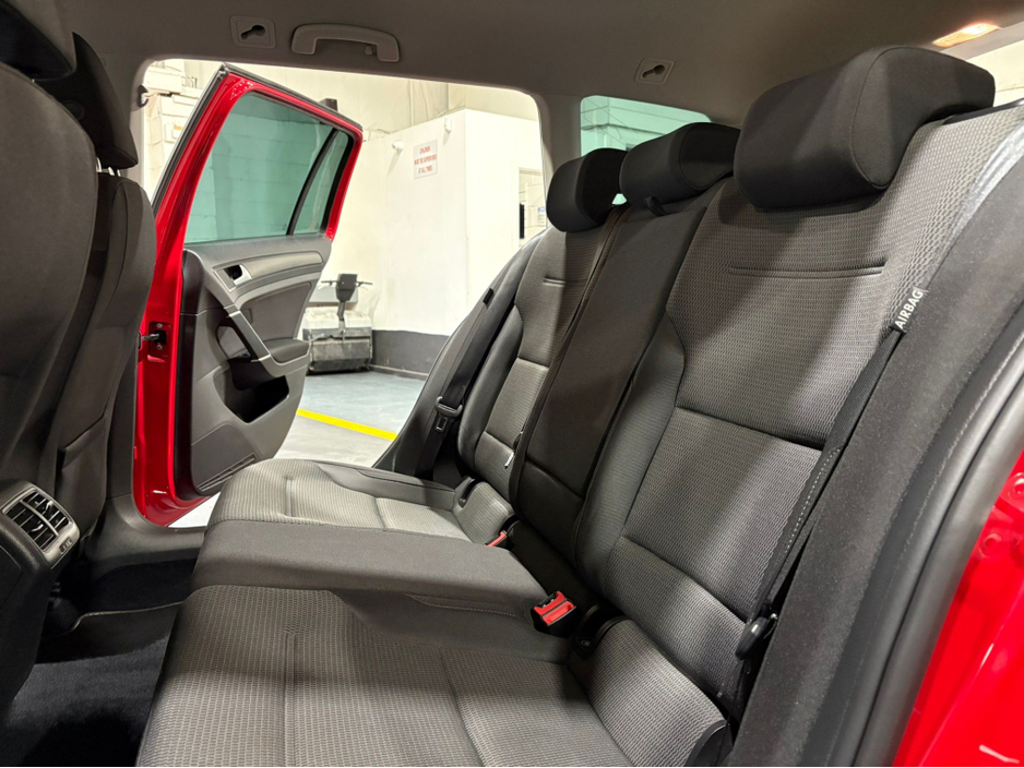 2017 Volkswagen Golf Estate 1.2 Bluemotion 7 Speed DSG Automatic. AA APPROVED // FINANCE & NATIONWIDE DELIVERY AVAILABLE // SIMI DEALER €13,995