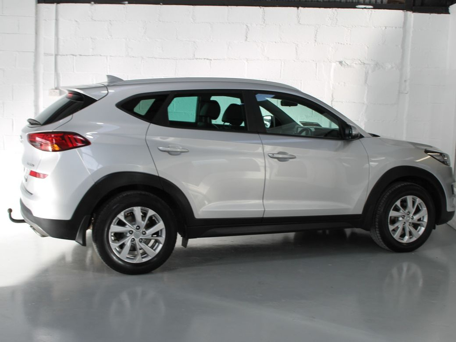 2019 Hyundai Tucson - image 5